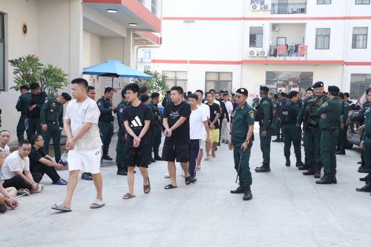 今年之最！木牌A7园区被端！超2000人被捕，其中近1800名中国人！